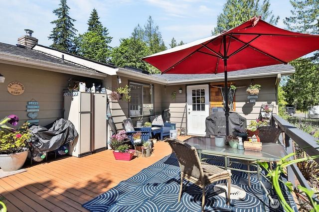2573 Deer Park Road, Port Angeles, WA 98362