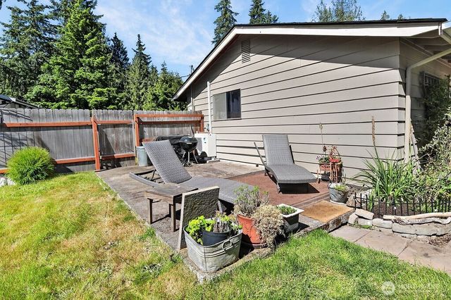 2573 Deer Park Road, Port Angeles, WA 98362