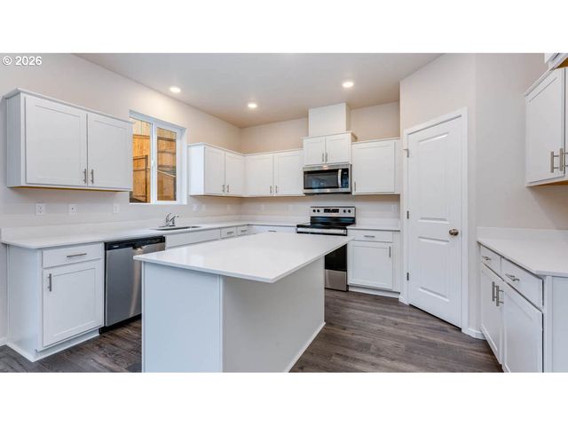 9436 Se Crystal Rose St, Happy Valley, OR 97086