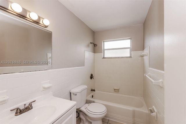 3430 N 72nd Ter, Hollywood, FL 33024