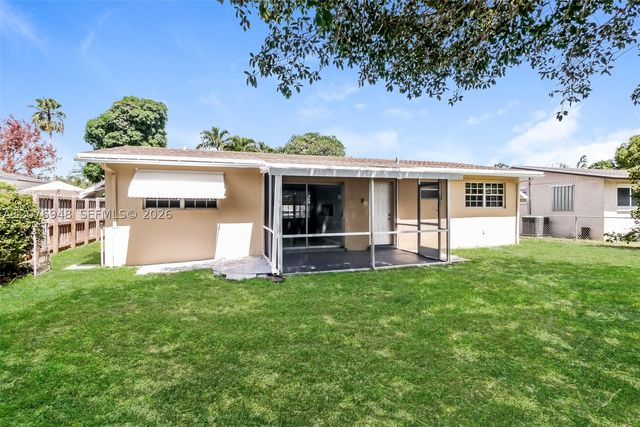 3430 N 72nd Ter, Hollywood, FL 33024