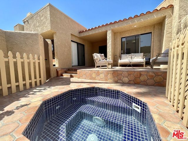 73441 FOXTAIL Lane, Palm Desert, CA 92260