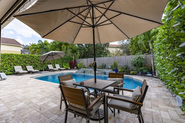 8212 Adrina Shores Way, Boynton Beach, FL 33473