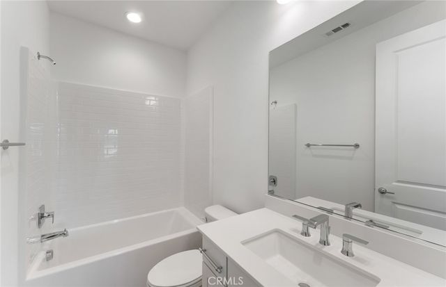 743 Corkscrew, Rancho Mission Viejo, CA 92694