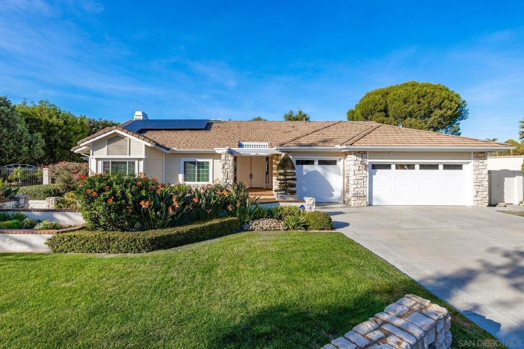 1350 Lupine Hills, Vista, CA 92081 — exterior