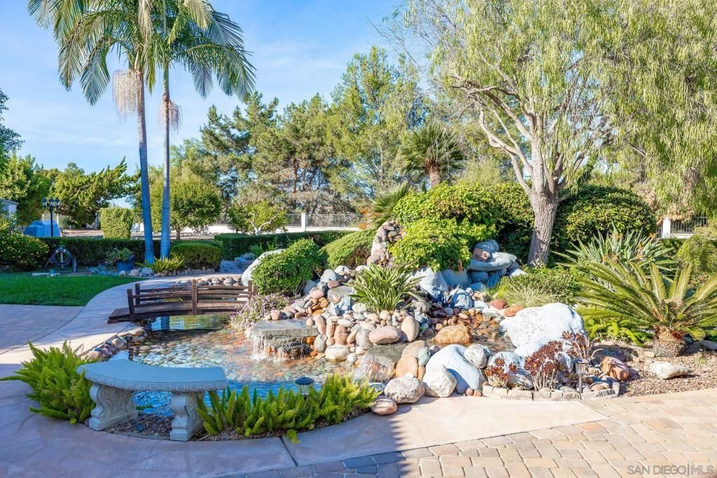 1350 Lupine Hills, Vista, CA 92081 — photo 2