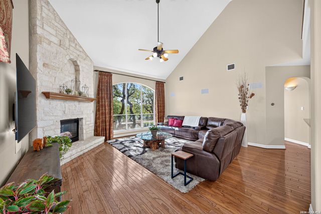 25710 Peregrine Rdg, San Antonio, TX 78260