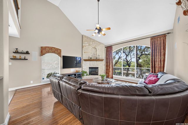25710 Peregrine Rdg, San Antonio, TX 78260