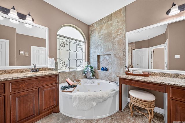 25710 Peregrine Rdg, San Antonio, TX 78260