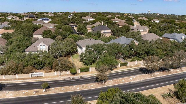 25710 Peregrine Rdg, San Antonio, TX 78260