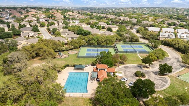 25710 Peregrine Rdg, San Antonio, TX 78260