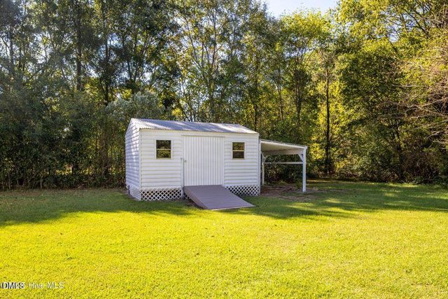 13015 Hobbton Highway, Newton Grove, NC 28366