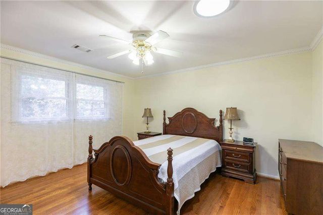 620 Oakstone Way, Roswell, GA 30075