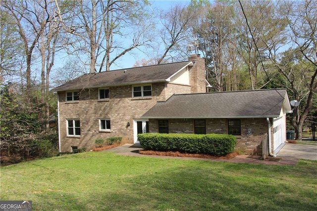 620 Oakstone Way, Roswell, GA 30075