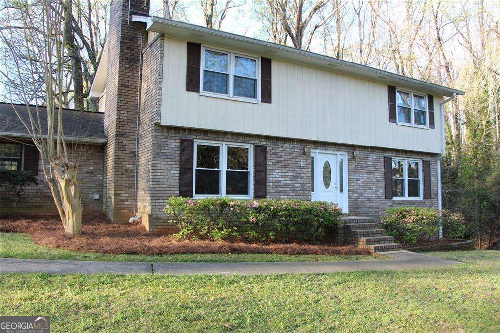 620 Oakstone Way, Roswell, GA 30075