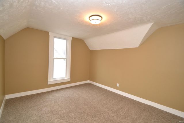 465 N West Street, Tipton, IN 46072