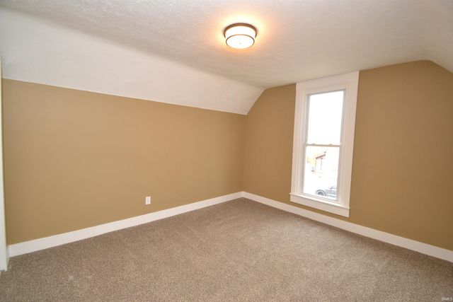 465 N West Street, Tipton, IN 46072