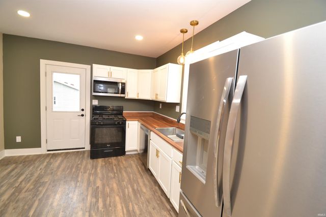 465 N West Street, Tipton, IN 46072