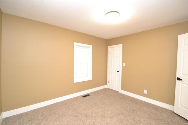 465 N West Street, Tipton, IN 46072