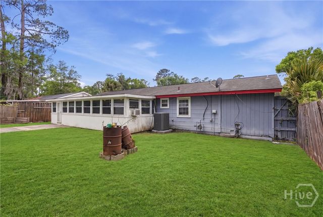 5806 Betty Drive, Savannah, GA 31406