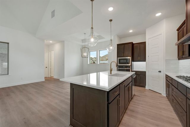 1908 Cola Drive, Van Alstyne, TX 75495