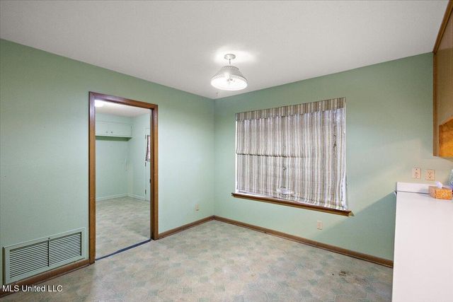 5505 Marblehead Drive, Jackson, MS 39211