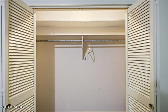 5505 Marblehead Drive, Jackson, MS 39211