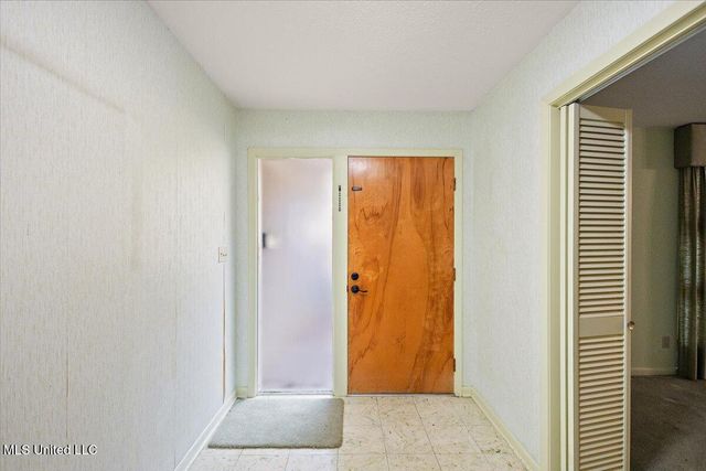 5505 Marblehead Drive, Jackson, MS 39211