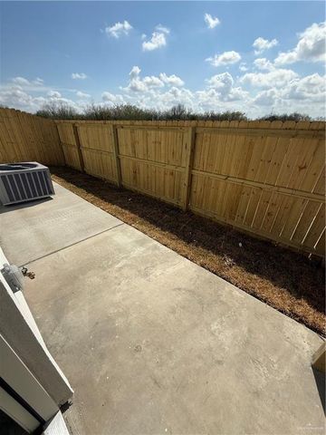 9202 N 56th Lane 3, Mcallen, TX 78504