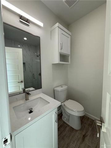 9202 N 56th Lane 3, Mcallen, TX 78504