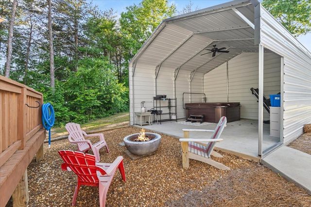 272 Sales Avenue, Chatsworth, GA 30705