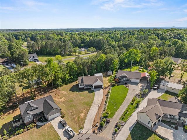 272 Sales Avenue, Chatsworth, GA 30705