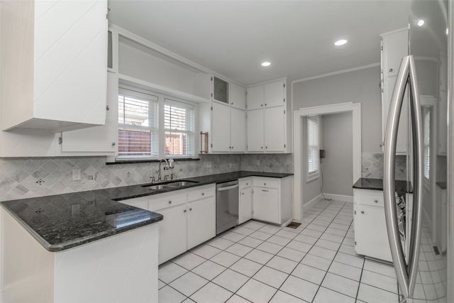 2311 Warner Road, Fort Worth, TX 76110