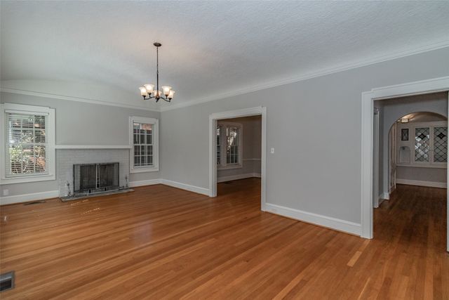 2311 Warner Road, Fort Worth, TX 76110