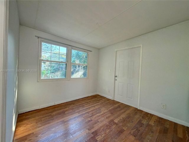 7212 SW 3rd Ct, North Lauderdale, FL 33068