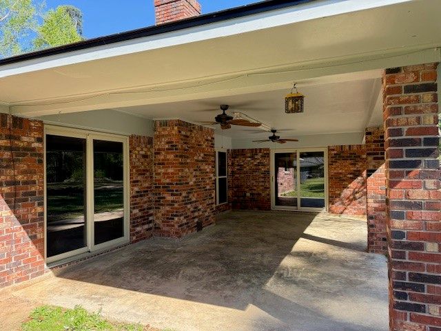 707 Pine Acres Road, Shreveport, LA 71107