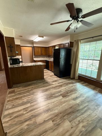 707 Pine Acres Road, Shreveport, LA 71107