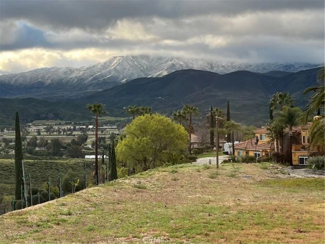 35394 Linda Rosea Road, Temecula, CA 92592