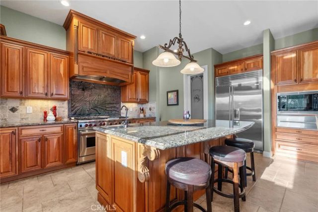 35394 Linda Rosea Road, Temecula, CA 92592