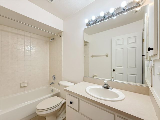 4977 SE 36TH AVENUE, Ocala, FL 34480