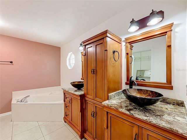 4977 SE 36TH AVENUE, Ocala, FL 34480