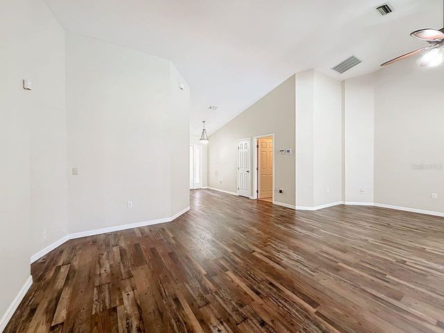 4977 SE 36TH AVENUE, Ocala, FL 34480