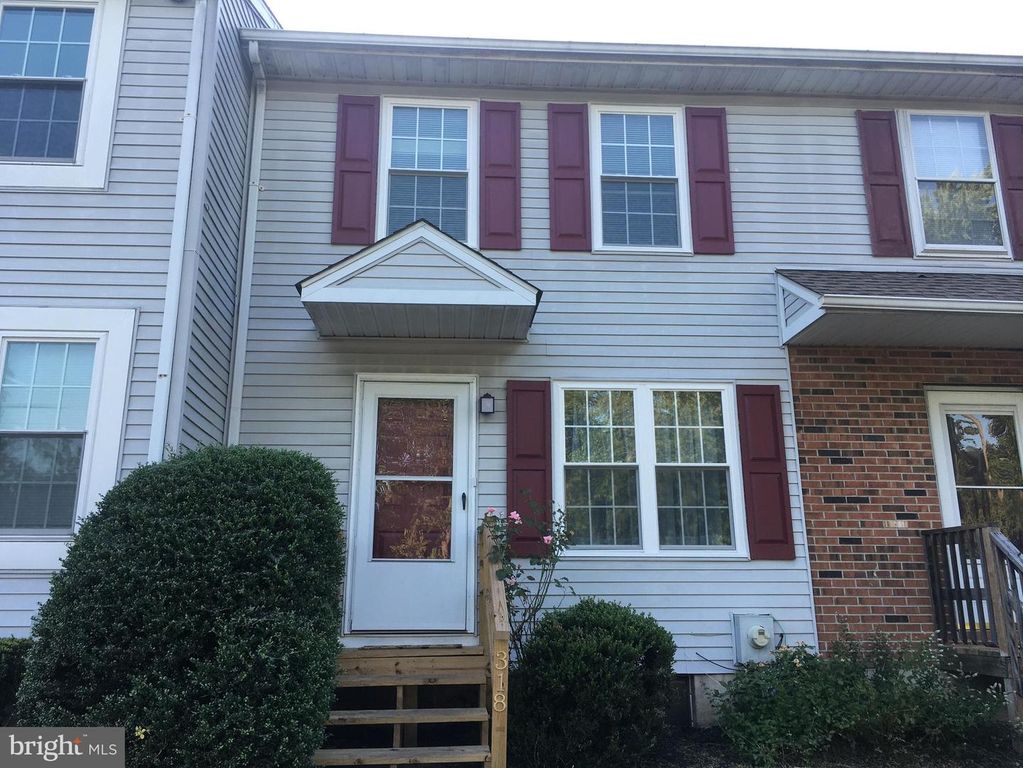 318 COBBLE CREEK CURV, Newark, DE 19702