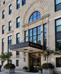 850 N Lake Shore Drive 203, Chicago, IL 60611