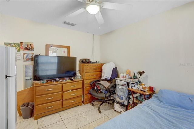 7412 S 33RD AVENUE S, Tampa, FL 33619