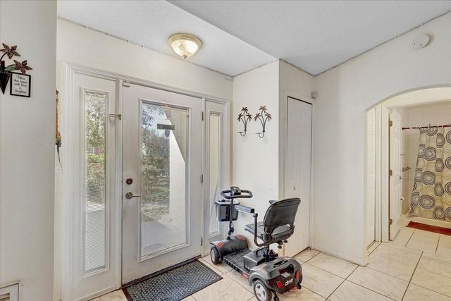 7412 S 33RD AVENUE S, Tampa, FL 33619