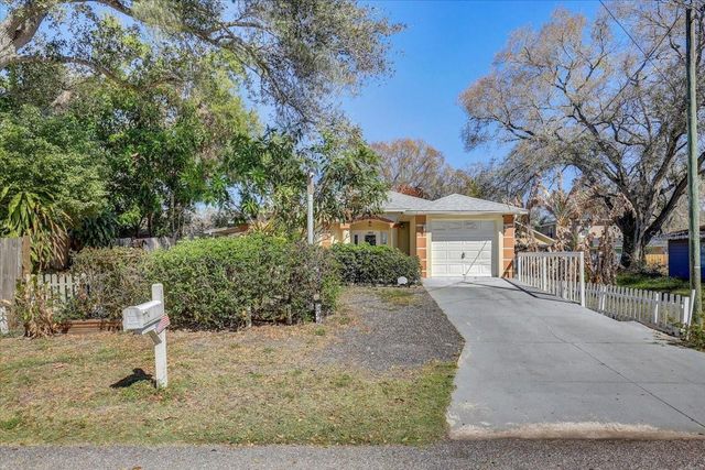 7412 S 33RD AVENUE S, Tampa, FL 33619