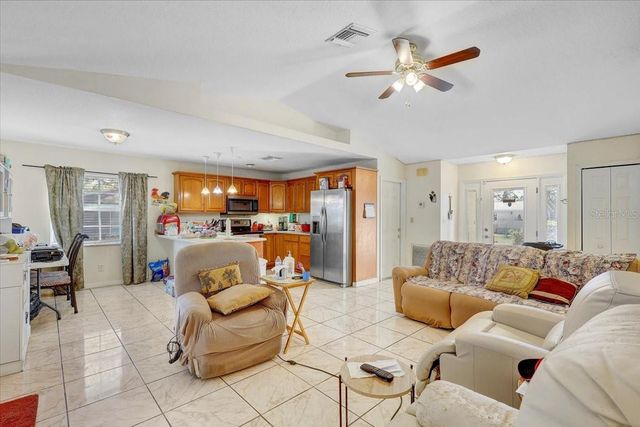 7412 S 33RD AVENUE S, Tampa, FL 33619