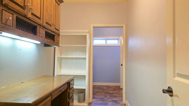 9716 Wild Mountain Dr, Sherwood, AR 72120