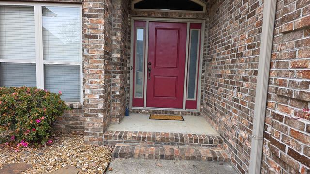 9716 Wild Mountain Dr, Sherwood, AR 72120